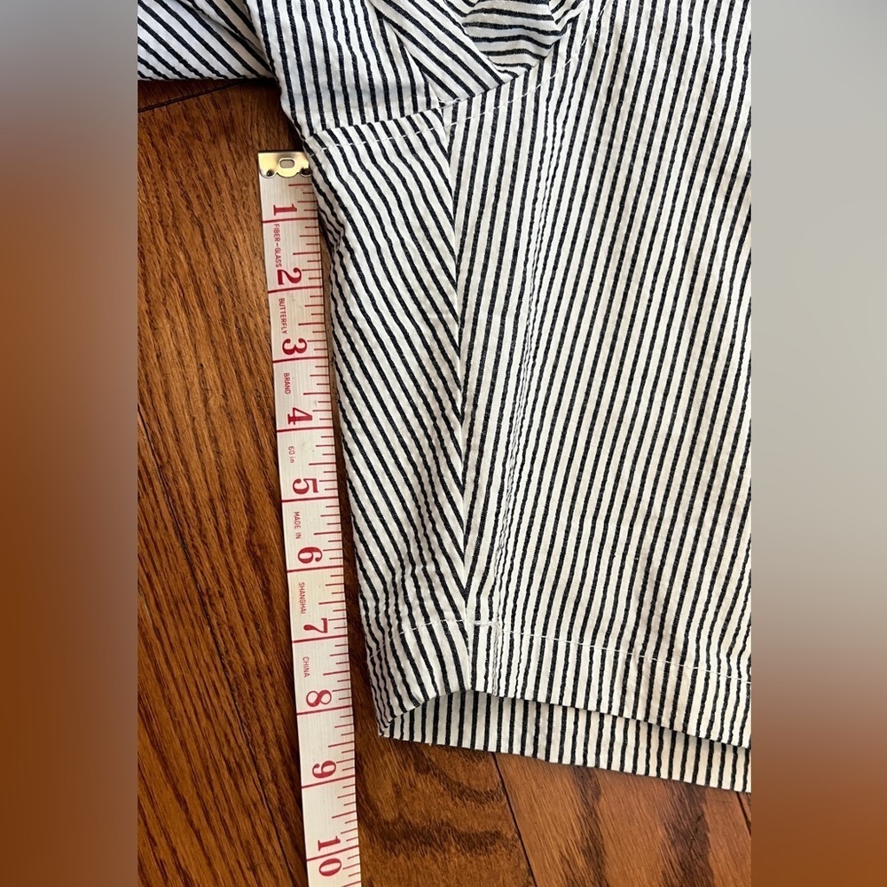 NWT- Ben Sherman Men's Seersucker 7.5" Shorts White / Navy Blue Stripes Sz 32 - Picture 2 of 7